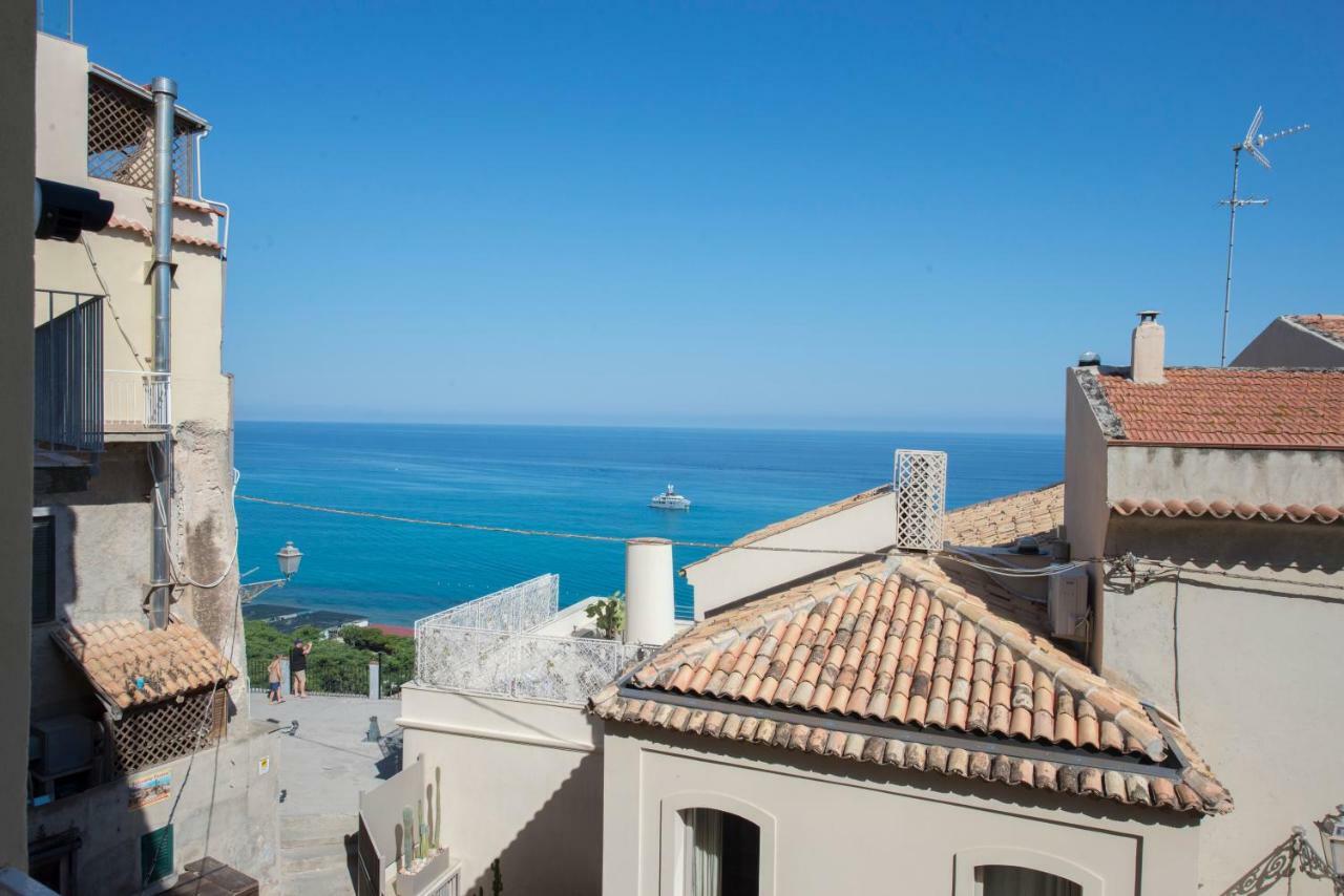 Casa Di Fabio Apartamento Tropea Exterior foto